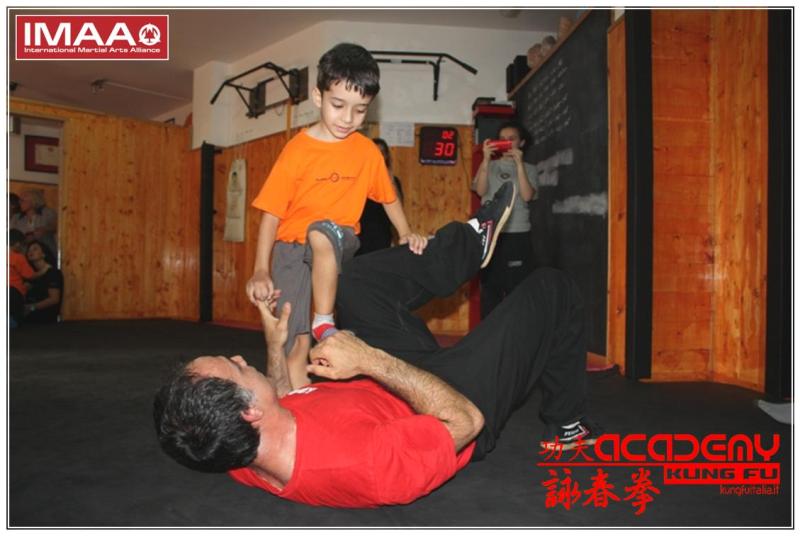 Kung Fu Bambini Academy Italia di Sifu Salvatore Mezzone Wing Tjun Ving Tsun Chun cinene artimarziali tradizionali e sport da combattimento Caserta accademia nazionale (8)